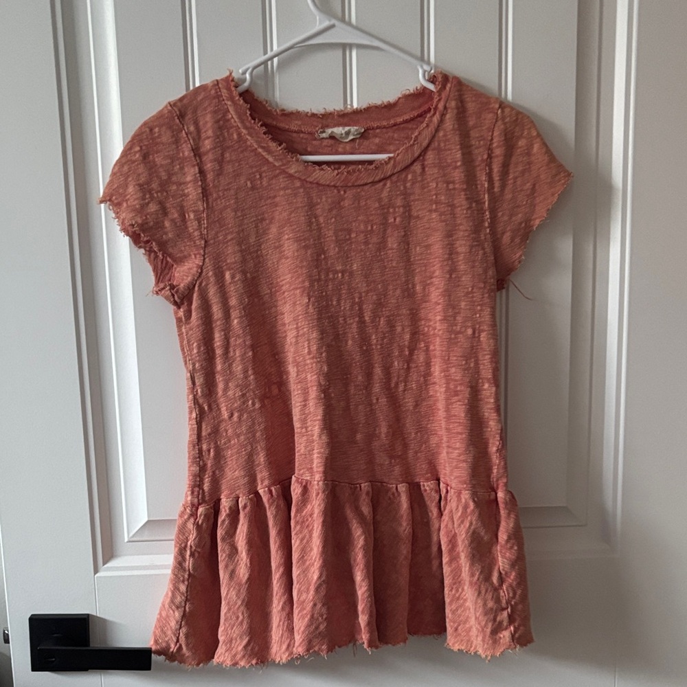 Altar'd State Coral Textured Peplum Top